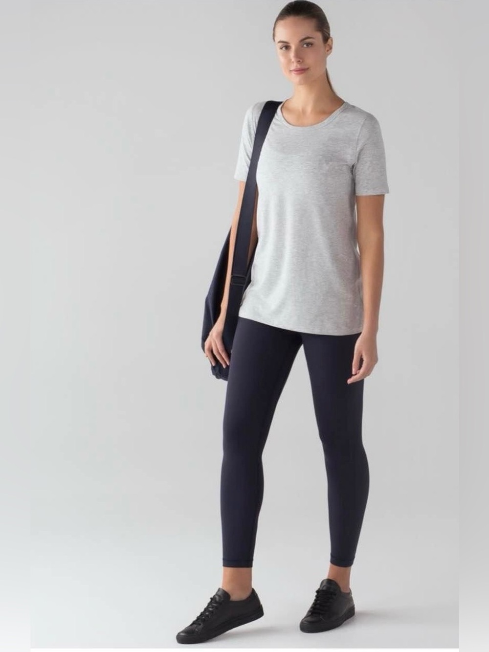 Lululemon Love Tee scoop Neck in Heather White